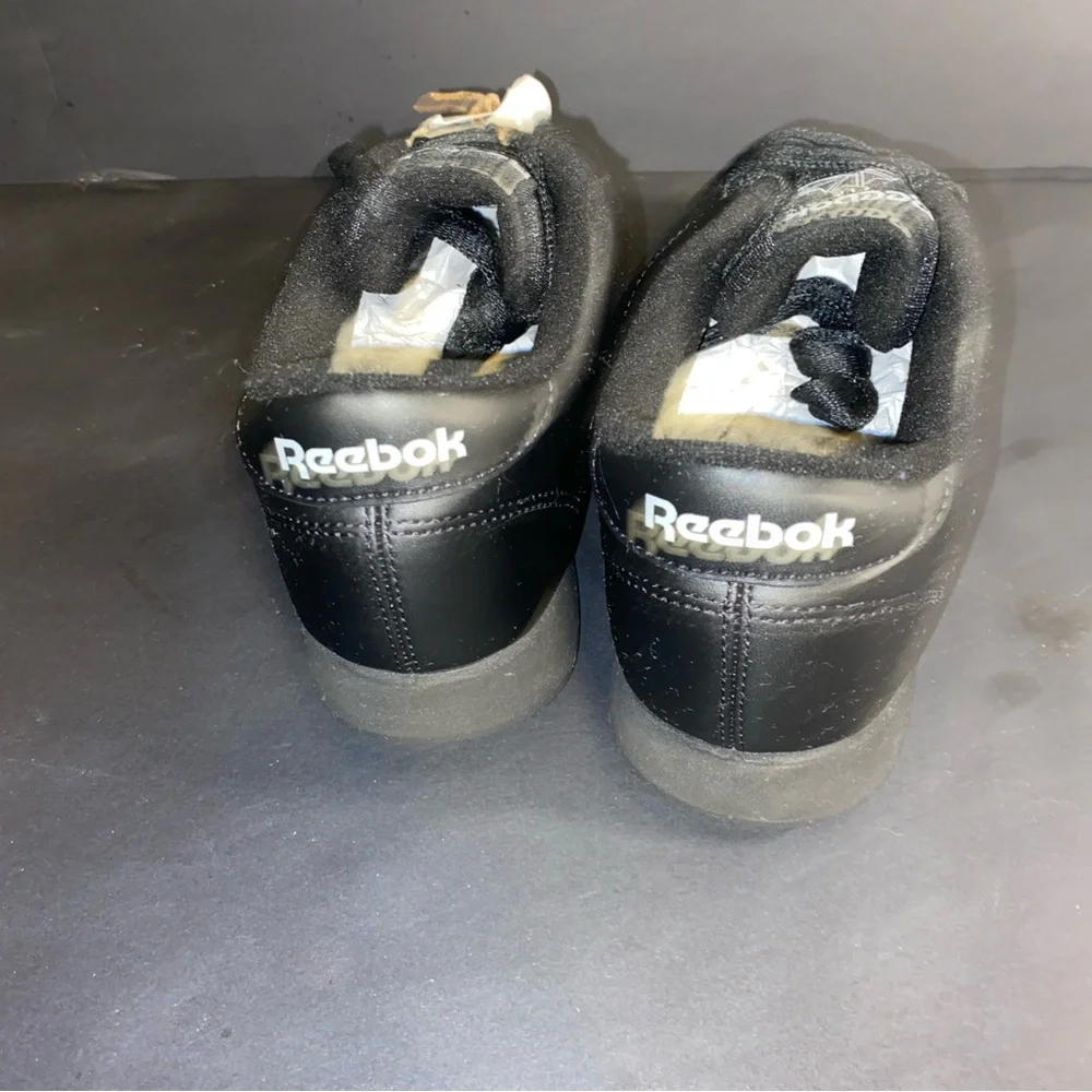 Reebok Women's Princess WIDE D Size 8.5 Shoes Black - 30892‎